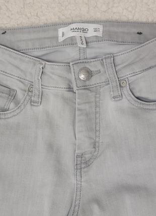 Продам джинсы mango р.xs- s. светло-серого цвета.8 фото