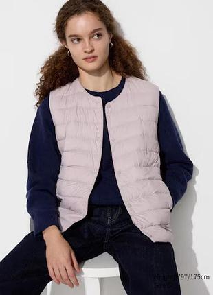 Жилетка uniqlo светло-пудровая pufftech compact vest