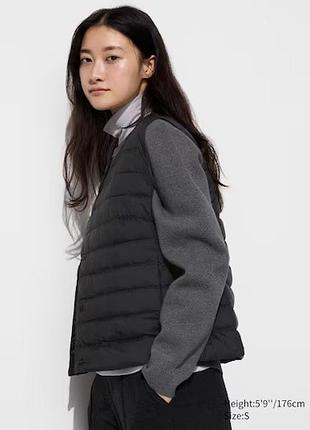 Жилетка uniqlo чорна pufftech compact vest
