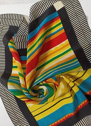 Платок шелк в стиле москино