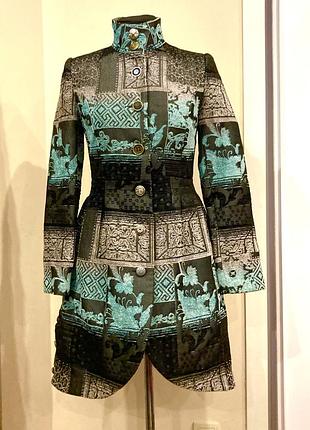 Вінтажное пальто