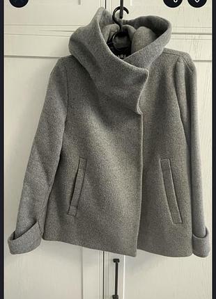 Напівпальто zara, розмір m