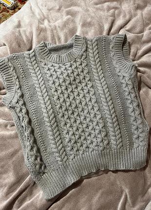 Жіноча вʼязана жилетка m-l розмір