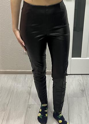 Лосины из экокожи