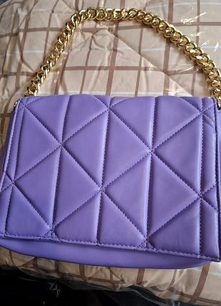 Актуальна лавандова сумочка