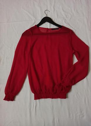 Шифонова червона блузка