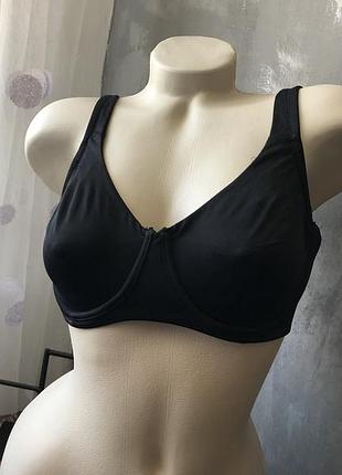 Бюстгальтер с косточками без паралона