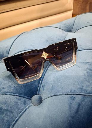 Очки   очень красивые👌🌞