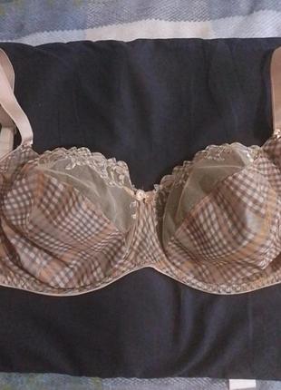 Бюстгальтер на шикарные формы
