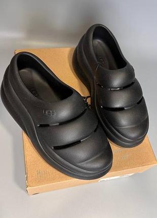 Ugg 4