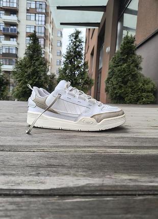 Кроссовки adidas 2000. мужские кроссовки. кроссовки. кроссовки адедас