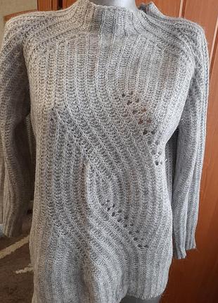 Светер вязаный очень мягкий