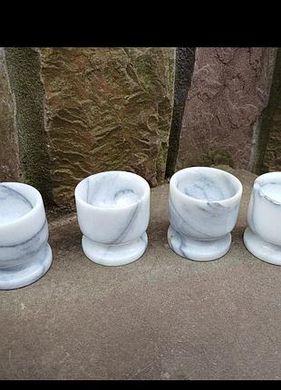 Кам'яні міні стопки.