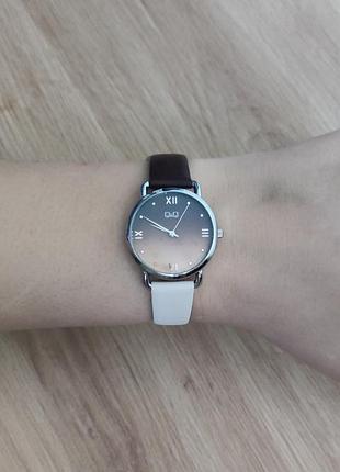 Годинник жіночий q&q qc31j308y