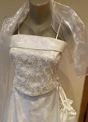 Платье атласное на свадьбу/впервые послевкусие/ праздничное