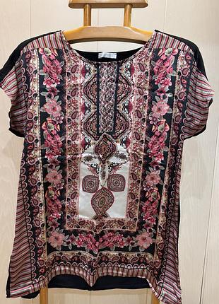 Блузка в наличии.