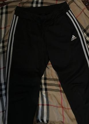 Штаны adidas