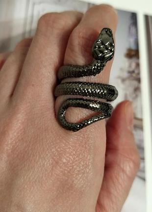 Кольцо змея черная кольцо молния кольца