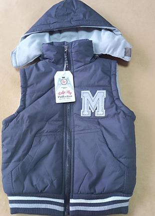 Жилетка утеплена 122р.