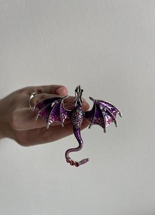 Металлическая брошь аметистовый дракон