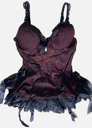 Красно-черный корсет