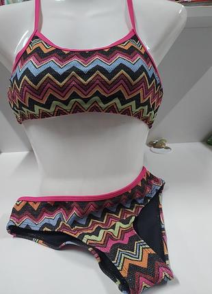 Раздельные купальник на 10/11 лет
                         т.м. primark