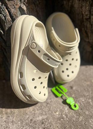 Женские кроксы сабо на платформе crocs classic crush bone все размеры в наличии
