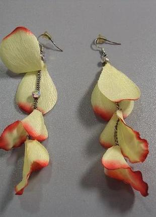 Бижутерия серьги подвесные лепестки лепесточки новые 10 см №10878