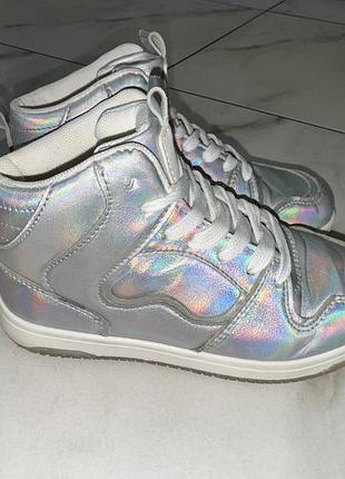 Перламутрові кросівки кеди хайтопи снікерси 31-32 розмір (20,5 см)