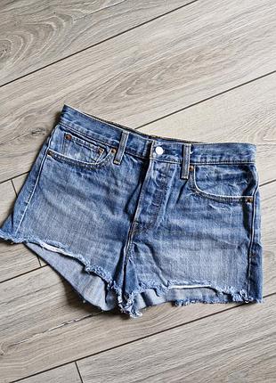 Джинсовые шорты
