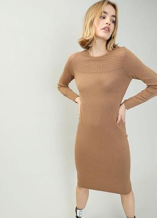 Тепла бежева сукня 2