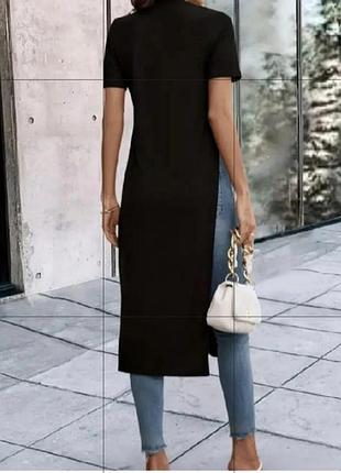 Длинная туника с разрезами