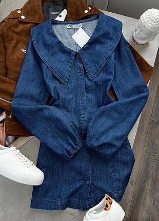 Темно синие джинсовое мини платье с воротником