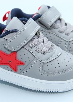 Новые кроссовки biki 0796k с led-подсветкой. размеры:21-13.7см