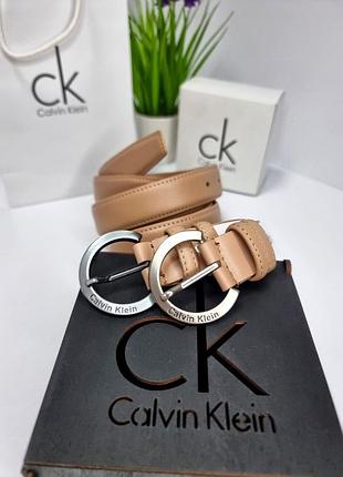Бежевий шкіряний ремінь calvin klein