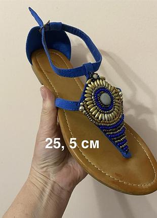 Босоніжки