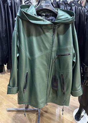 Подовжена куртка з капюшоном