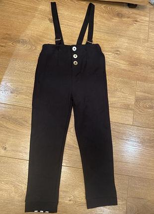 Брюки с подтяжками