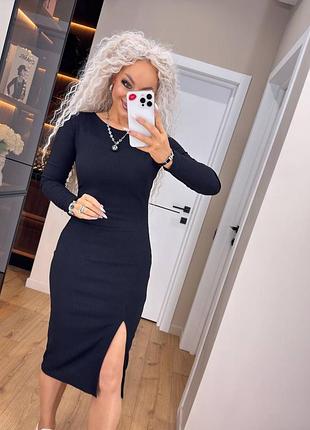 Женское платье-миди рубчик