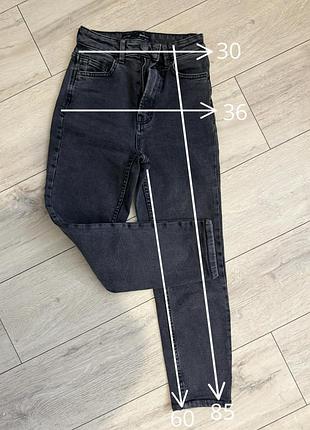 Жіночі джинси slim mom stradivarius