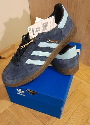 Кроси adidas spezial