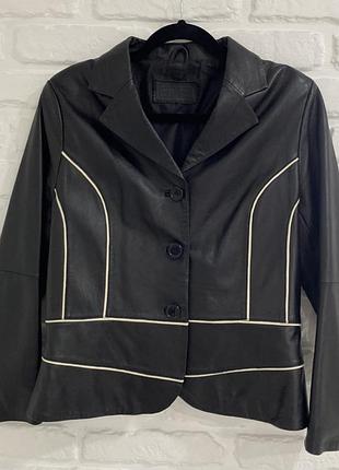 Шкіряна куртка