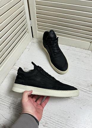 Кроссовки filling pieces