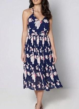 Дуже красива плісерована сукня  b.young