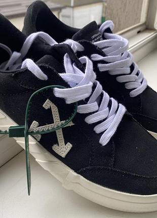 Оригінальні off-white нові! розмір 40 кеди кросівки