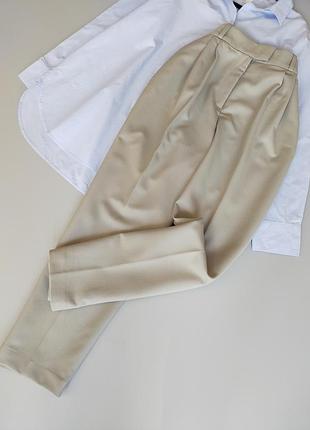 H&m брюки з защипами