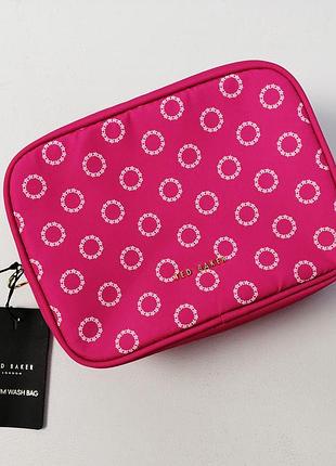 Брендовая косметичка ted baker