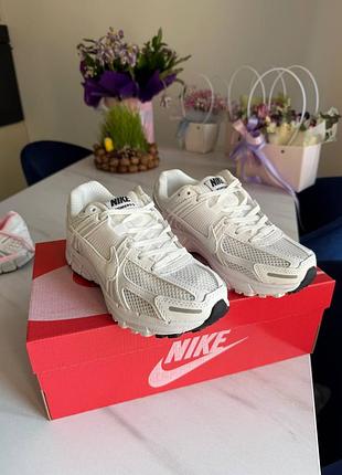 Кроссовки nike vomero zoom 5 white