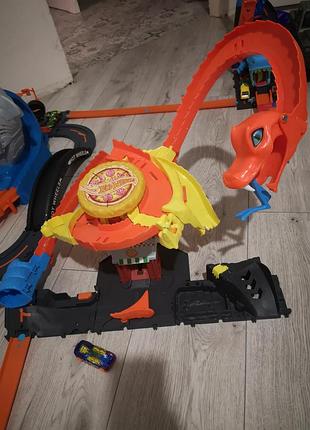 Hot wheels атака кобри