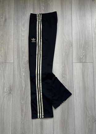 Спортивні штани adidas originals